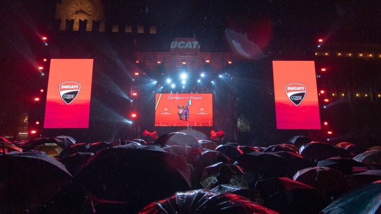 «Campioni in Piazza2»: θρίαμβος του πάθους